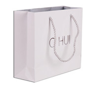 O HUI紙袋，時尚外形，方便使用